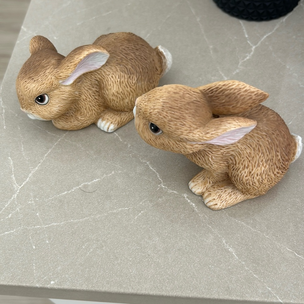 Vintage homco bunnies